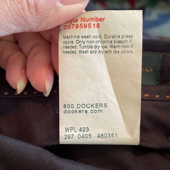 Dockers black polyester/wool/spandex pleat front cuff hem dress pants - Picture 7 of 7